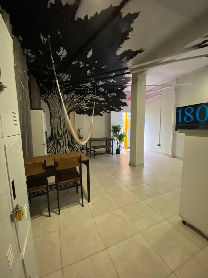 1802 At San Juan Hostel Exterior photo