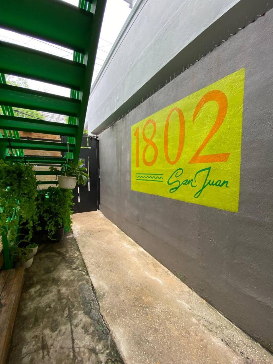 1802 At San Juan Hostel Exterior photo