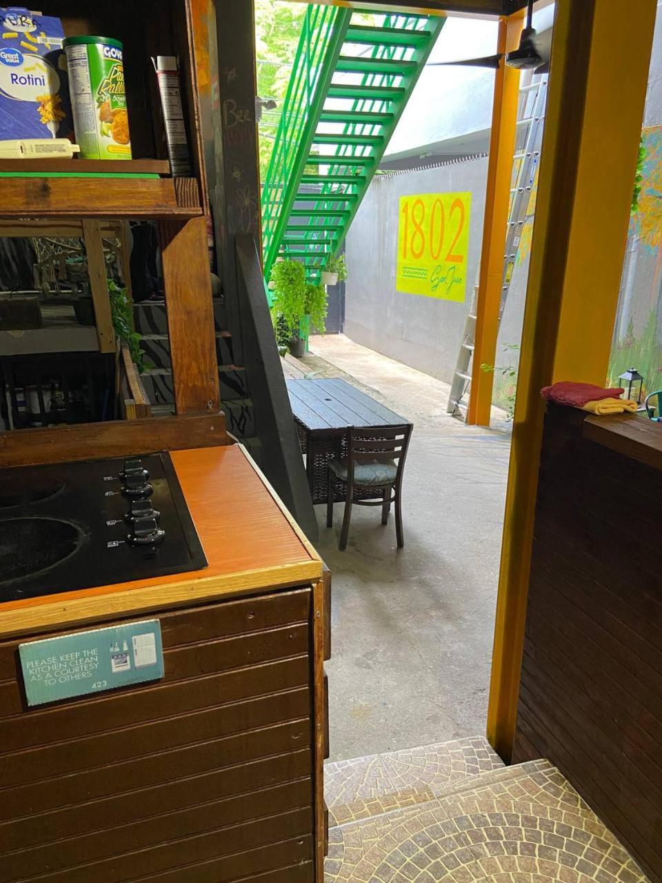 1802 At San Juan Hostel Exterior photo